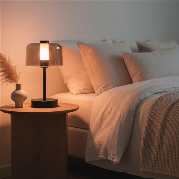 Granlys LED bordlampe