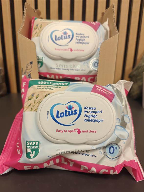 Lotus Moist toiletpapir