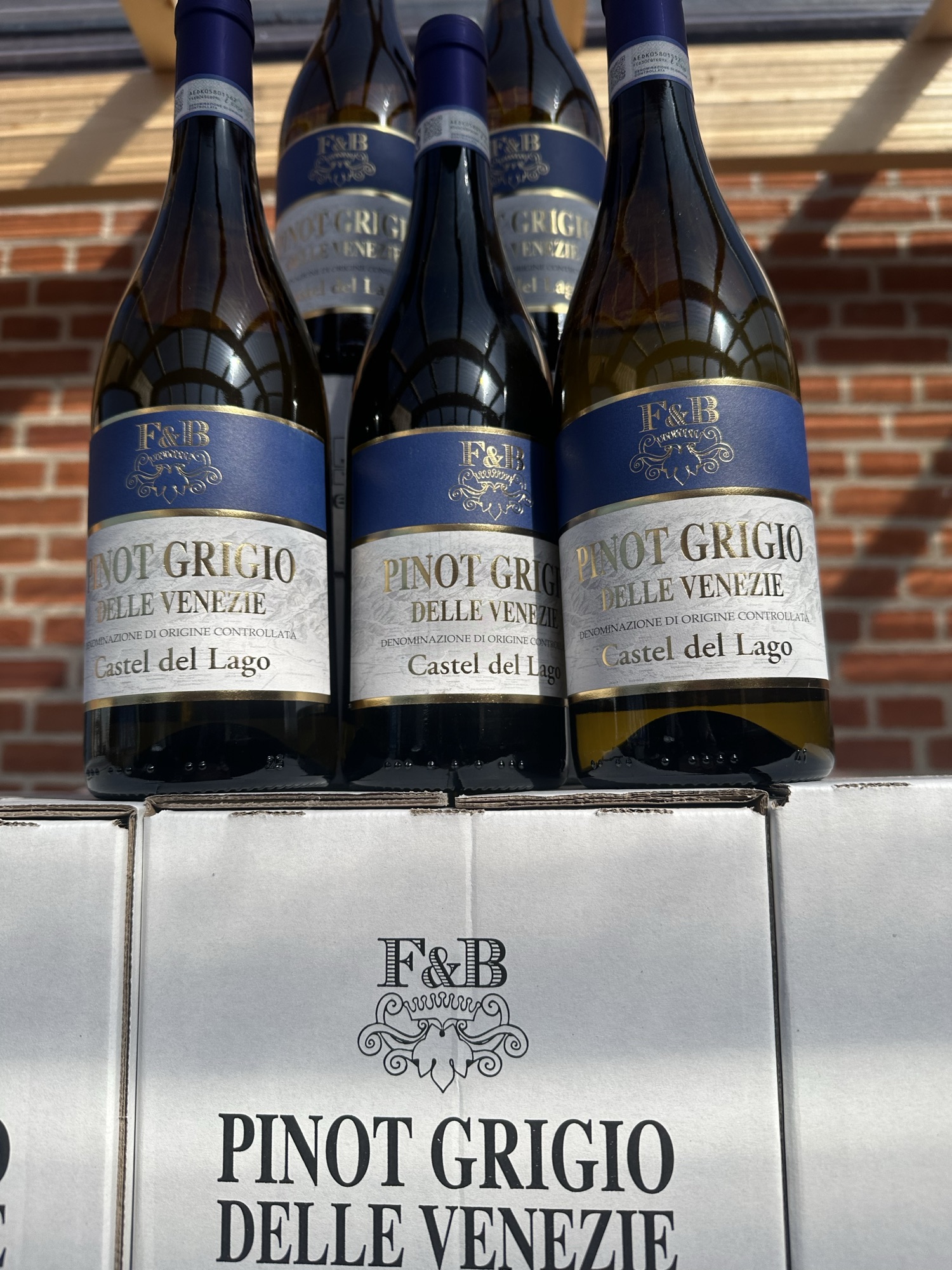 Pinot Grigio kasse med 6fl.